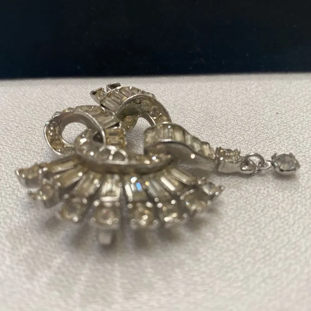 Vintage 1940’s Reinad Art Deco Clear Baguette And Round Rhinestone Brooch - Picture 8 of 10